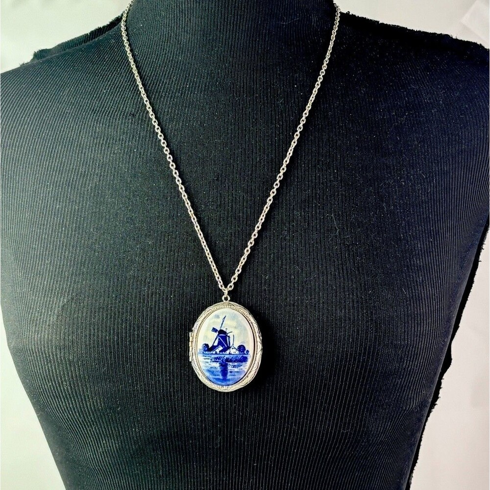 NEW Delft Hand Painted Windmill and Water Silver Toned Locket and Chain Holland